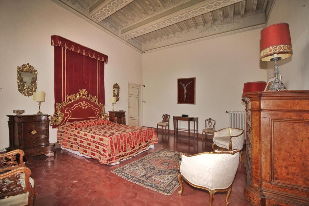 Castello Di Sovicille - Residenza D'Epoca Bed & Breakfast Eksteriør bilde