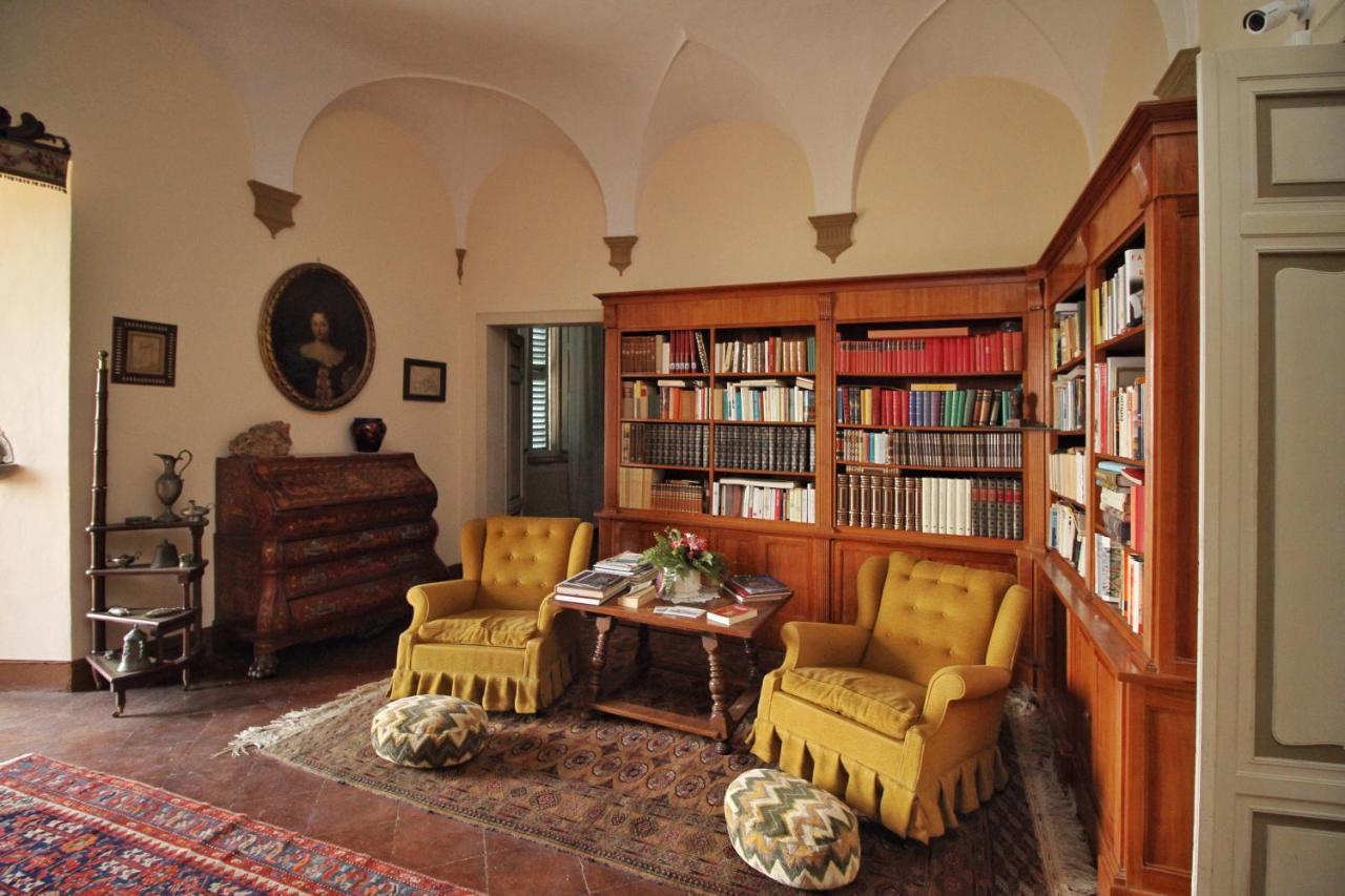 Castello Di Sovicille - Residenza D'Epoca Bed & Breakfast Eksteriør bilde