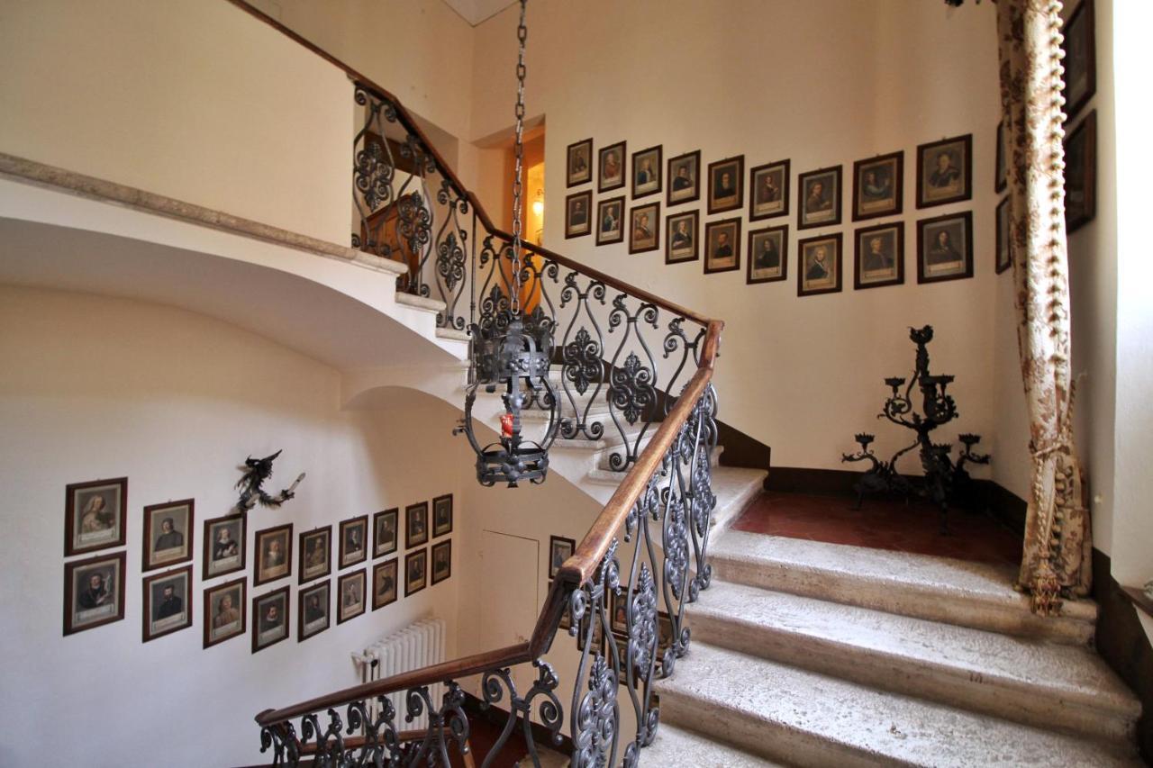 Castello Di Sovicille - Residenza D'Epoca Bed & Breakfast Eksteriør bilde