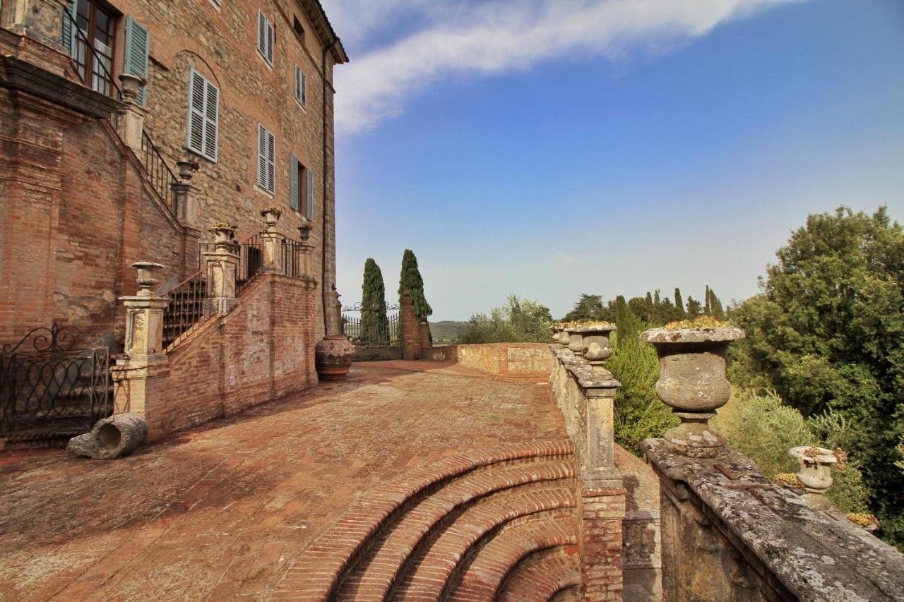 Castello Di Sovicille - Residenza D'Epoca Bed & Breakfast Eksteriør bilde