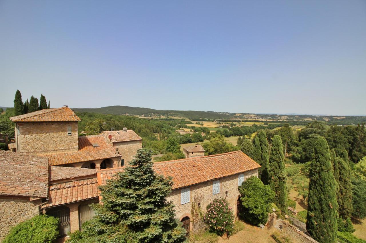 Castello Di Sovicille - Residenza D'Epoca Bed & Breakfast Eksteriør bilde
