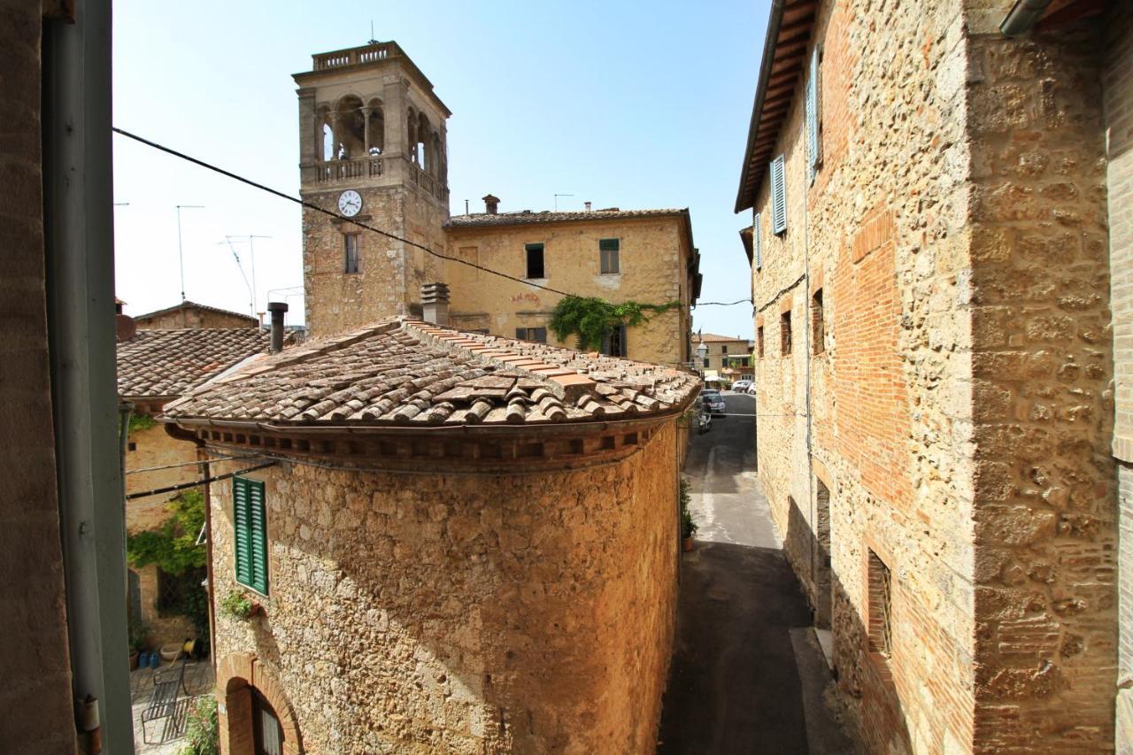 Castello Di Sovicille - Residenza D'Epoca Bed & Breakfast Eksteriør bilde